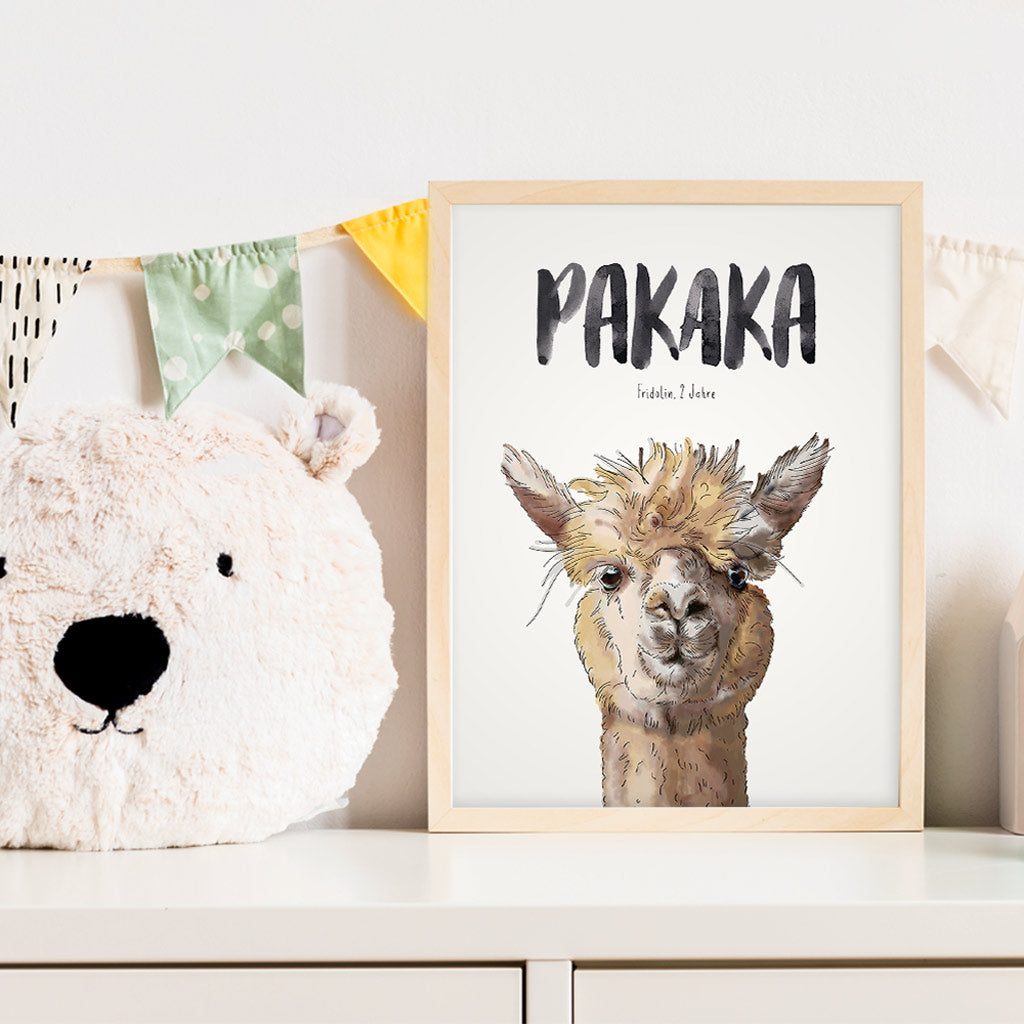 Kindermundposter Alpaka im Kinderzimmer – personalisiertes Poster als Dekoration und Geschenk