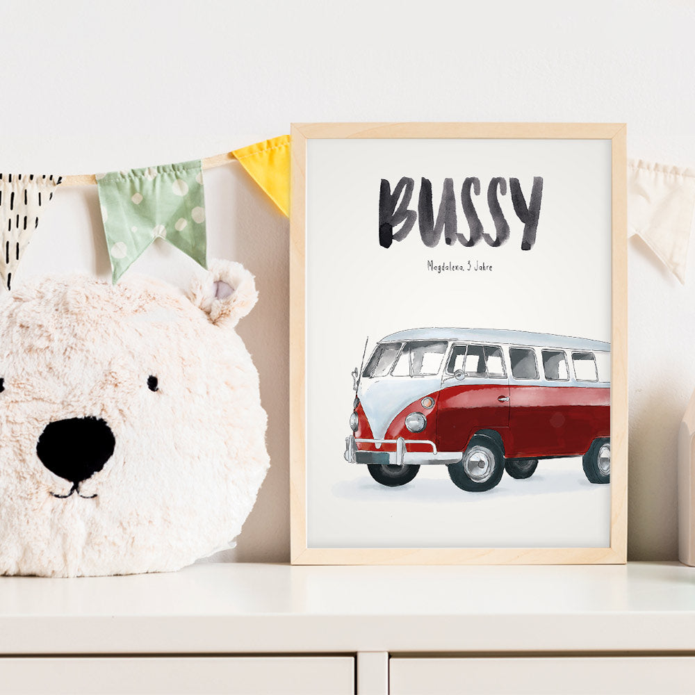 Kindermundposter Kleinbus im Kinderzimmer – personalisiertes Poster als Dekoration und Geschenk
