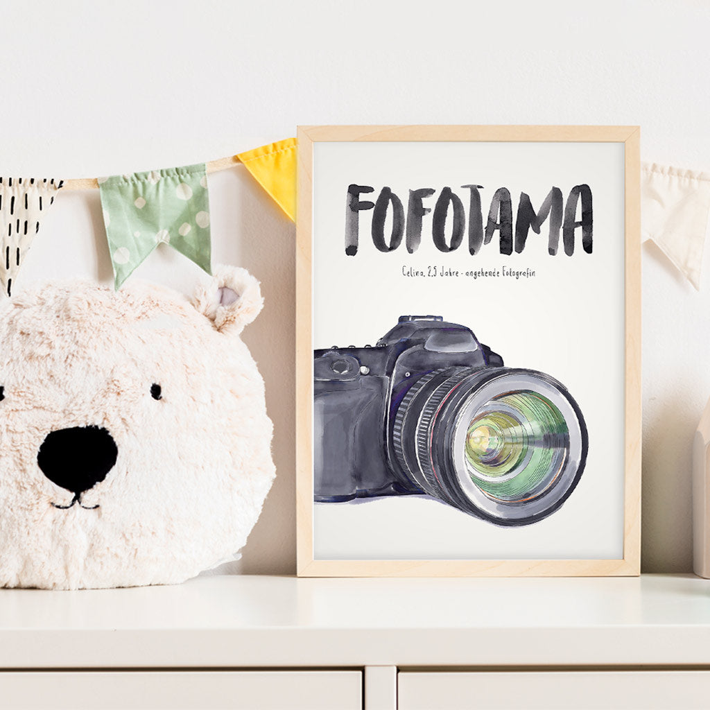 Kindermundposter Fotokamera im Kinderzimmer – personalisiertes Poster als Dekoration und Geschenk