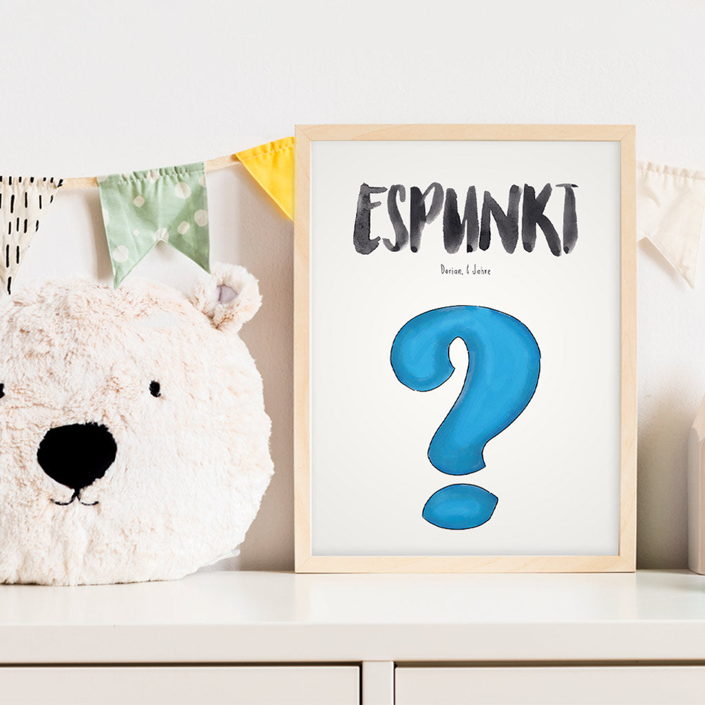 Kindermundposter Fragezeichen im Kinderzimmer – personalisiertes Poster als Dekoration und Geschenk