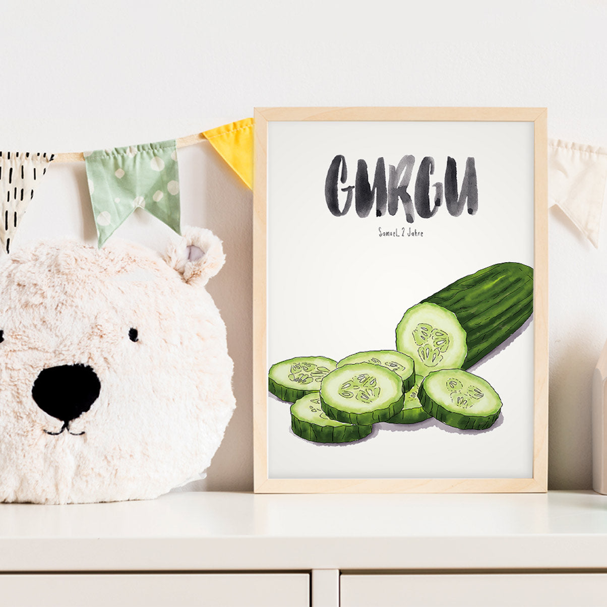 Kindermundposter Gurke im Kinderzimmer – personalisiertes Poster als Dekoration und Geschenk