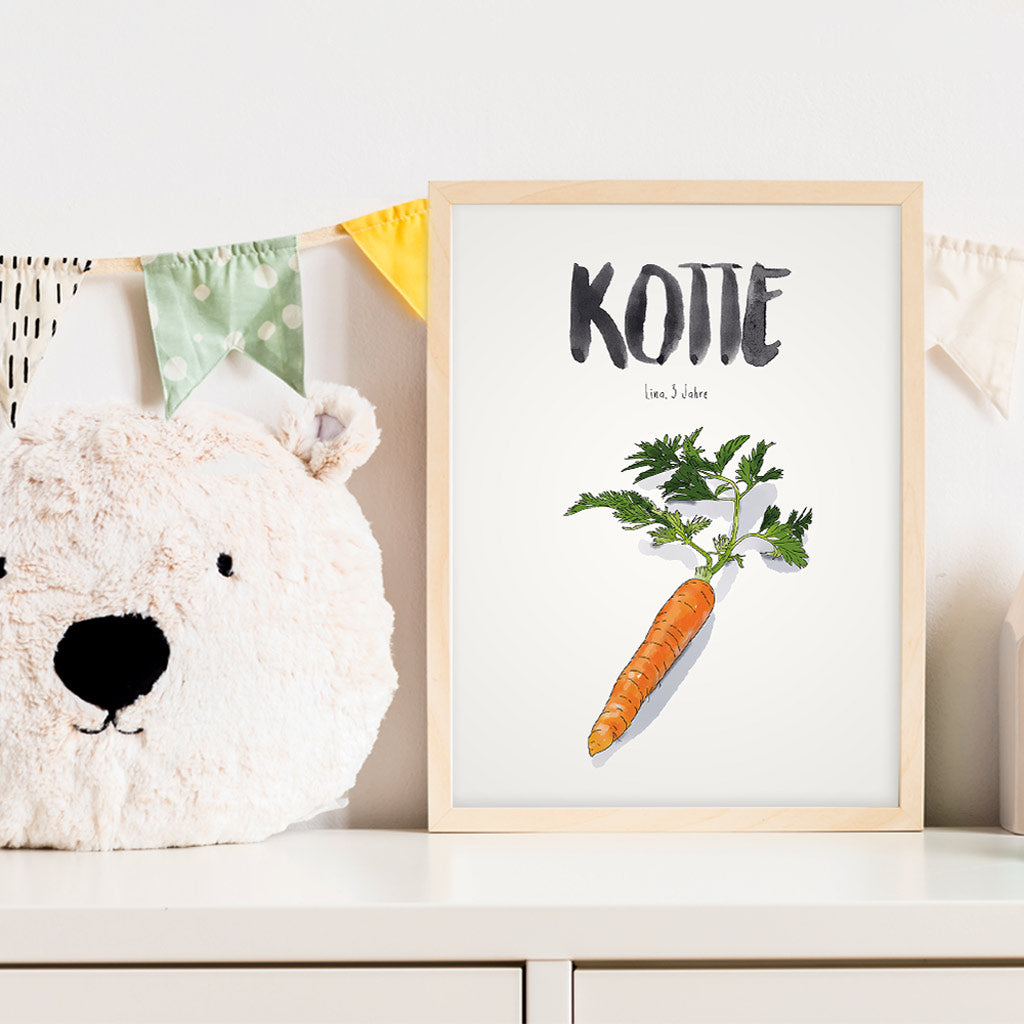 Kindermundposter Karotte im Kinderzimmer – personalisiertes Poster als Dekoration und Geschenk