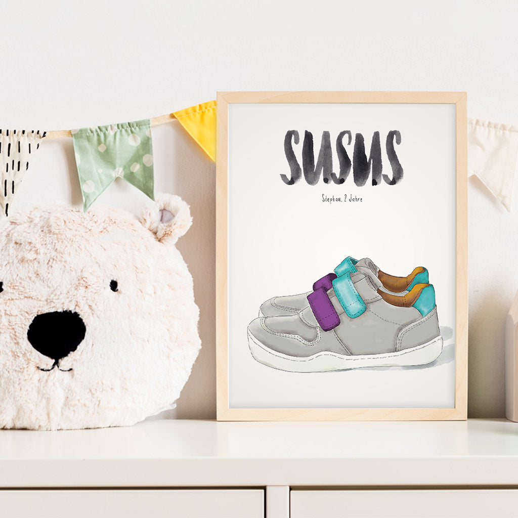 Kindermundposter Schuhe im Kinderzimmer – personalisiertes Poster als Dekoration und Geschenk