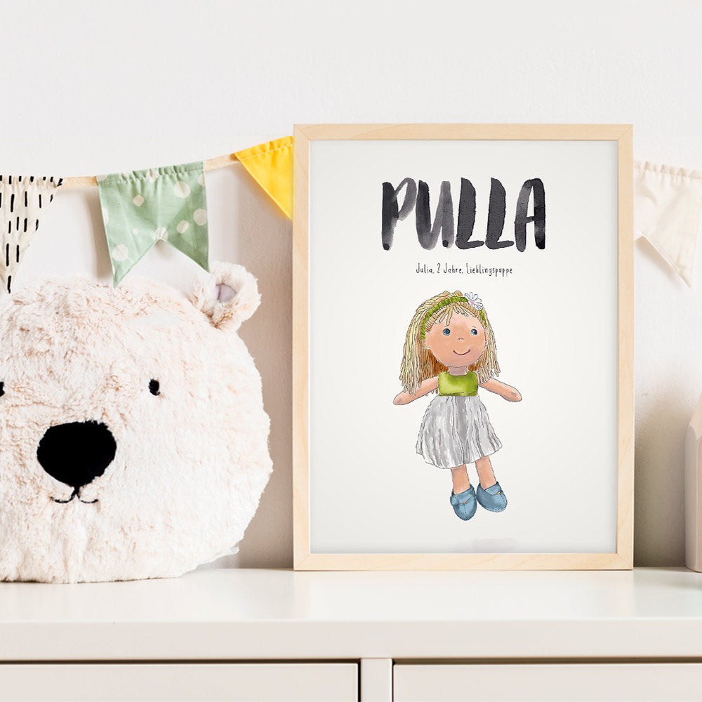 Kindermundposter Puppe im Kinderzimmer – personalisiertes Poster als Dekoration und Geschenk