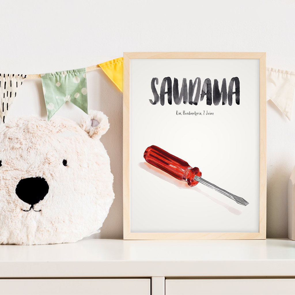 Kindermundposter Schraubenzieher im Kinderzimmer – personalisiertes Poster als Dekoration und Geschenk