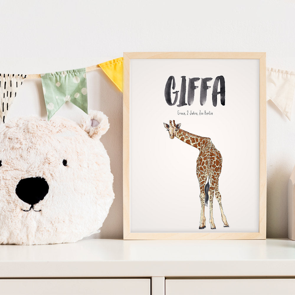 Kindermundposter Giraffe im Kinderzimmer – personalisiertes Poster als Dekoration und Geschenk