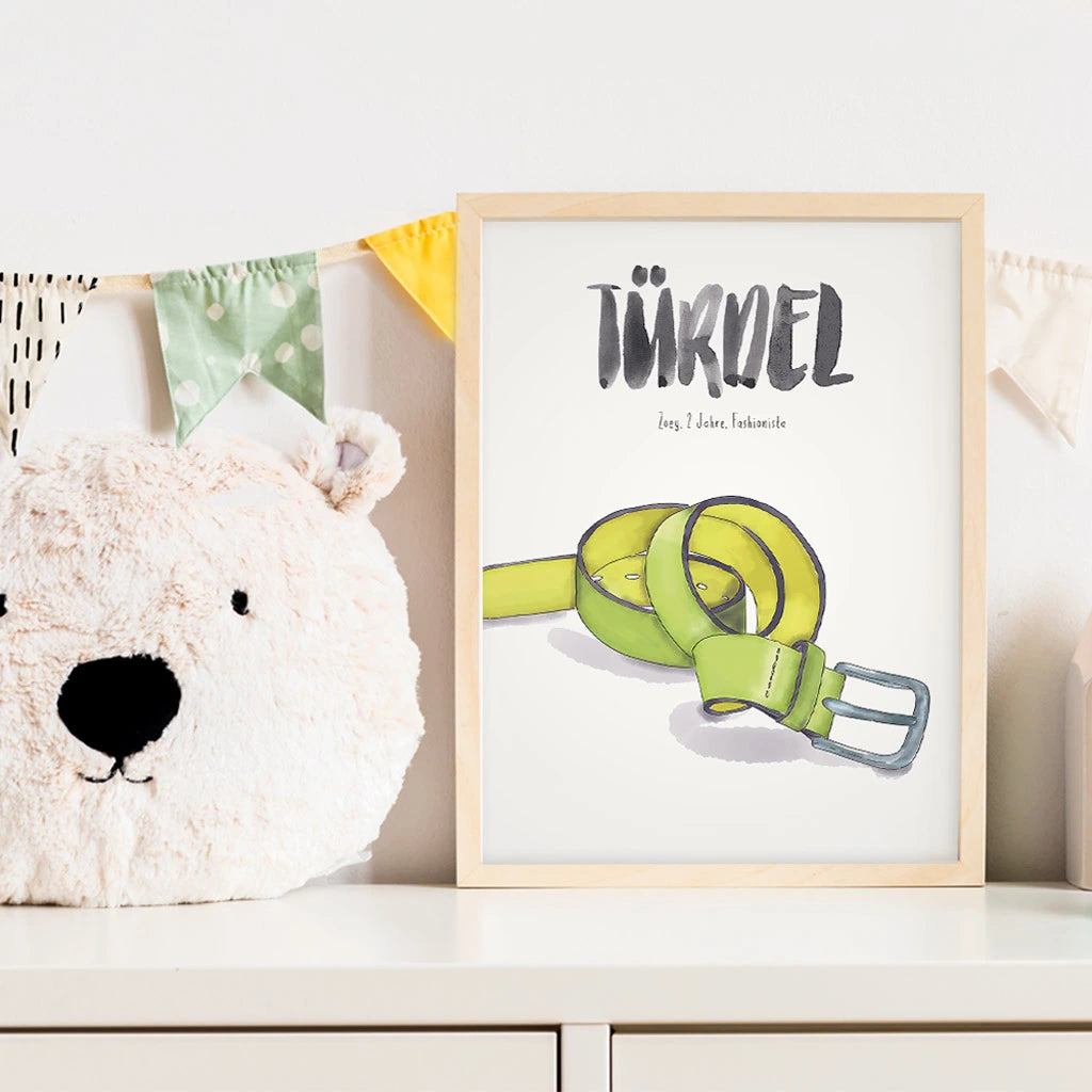 Kindermundposter Gürtel im Kinderzimmer – personalisiertes Poster als Dekoration und Geschenk